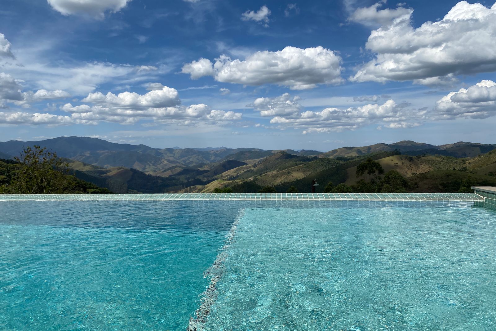 Custom Pool Construction — Arreola Pools